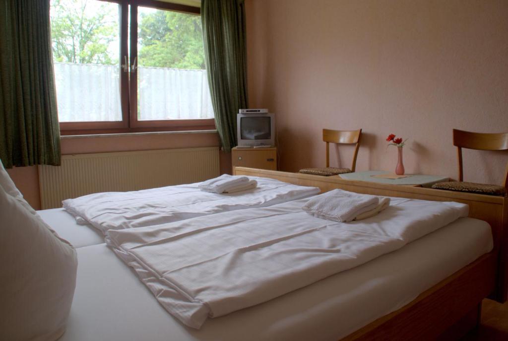 Landgasthof Guentersen Adelebsen Room photo